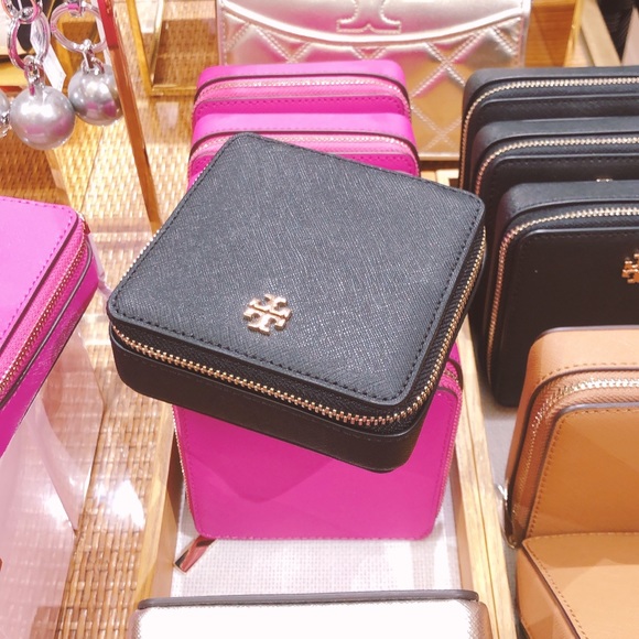 Tory Butch Emerson Jewelry Case - Black - Picture 6 of 6